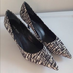 Nine West 6 1/2 heels black/white